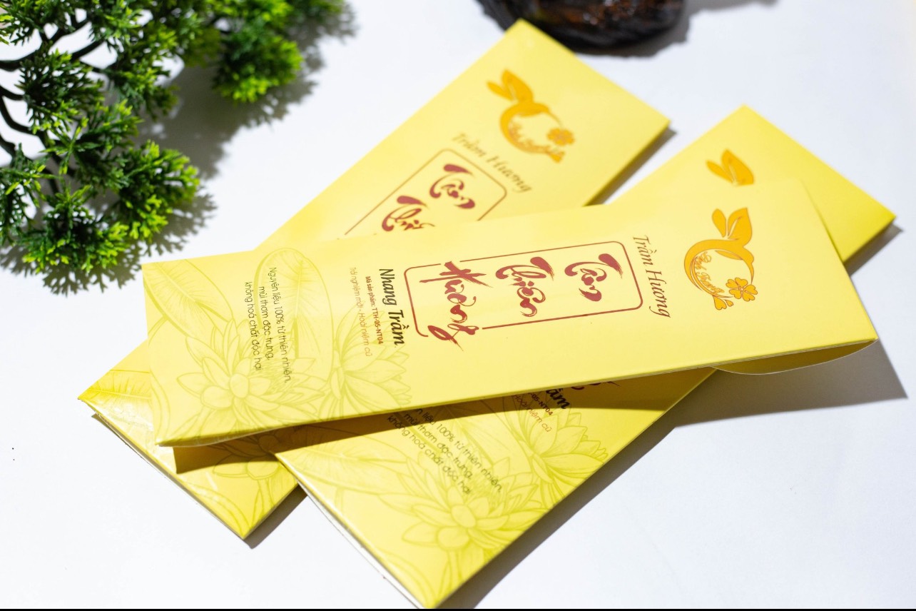 Thẻ nhang trầm ngắn